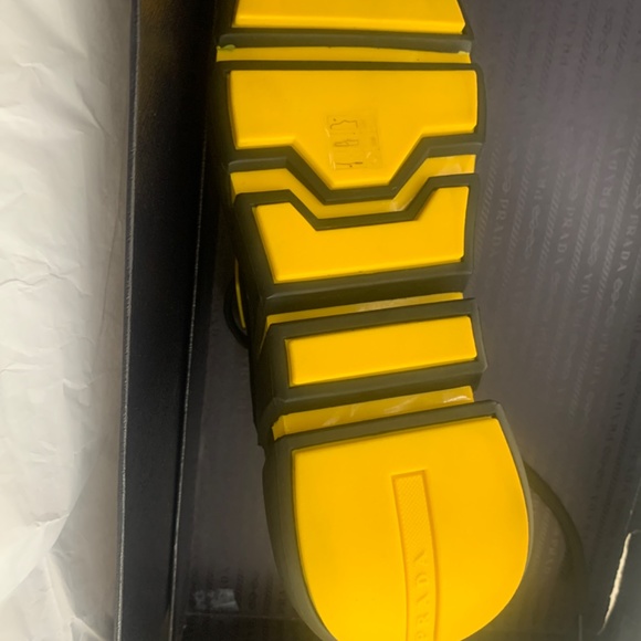 Prada 100% Authentic Item. Women shoe size 8 1/2. Men 5 1/2. From Parada store. - Picture 8 of 13